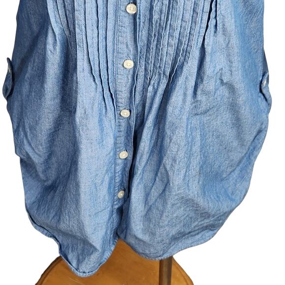 Levi's Pleated Tunic Top Women's Size Medium Chambray Roll Tab Hem 3/4 Sleeve - Picture 4 of 14